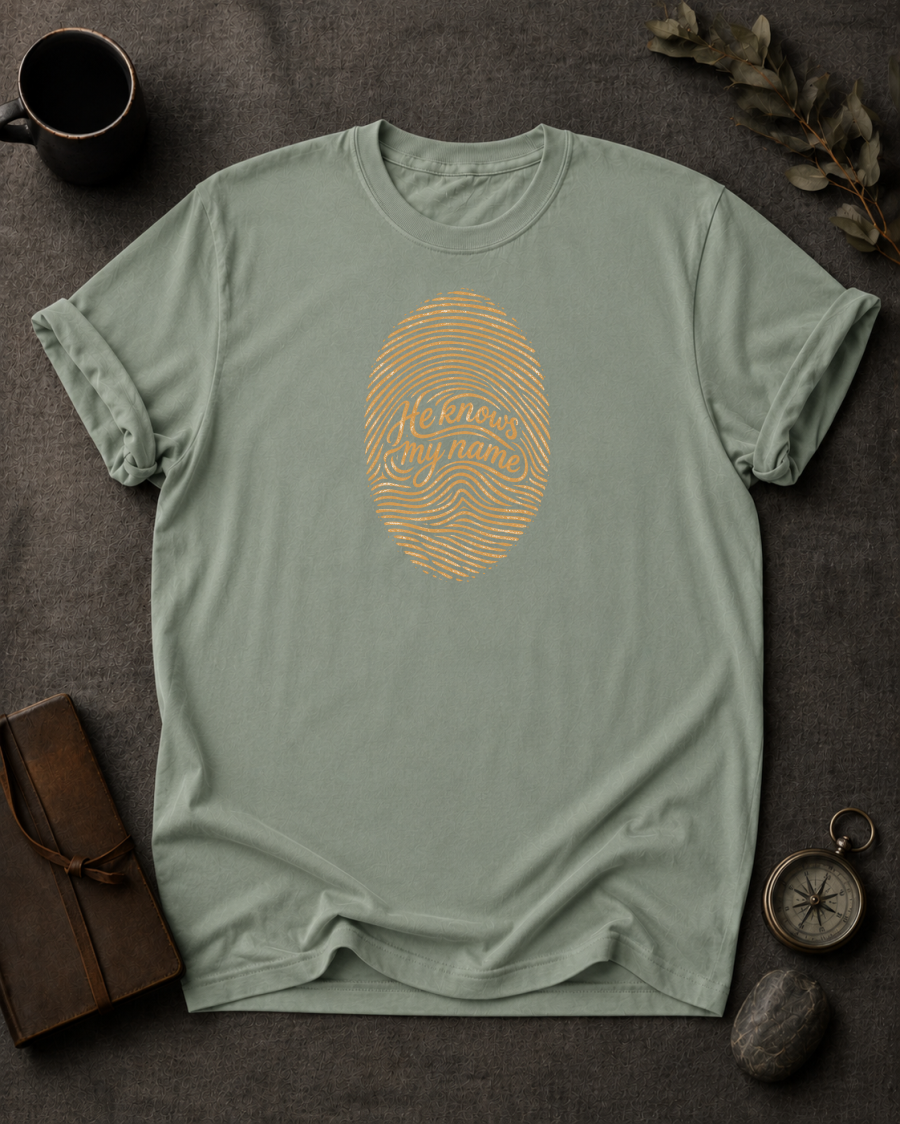 bay Comfort Colors t-shirt with fingerprint design — 'He Knows My Name'